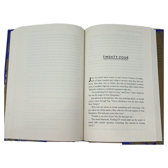 RIZZOLI & ISLES: LAST TO DIE Hardback Book by Tess Gerritsen - Picture 4 of 11